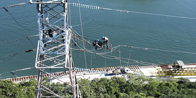 Com investimentos recordes, copel moderniza infraestrutura de energia que acompanha o desenvolvimento do Paraná 2 copel2