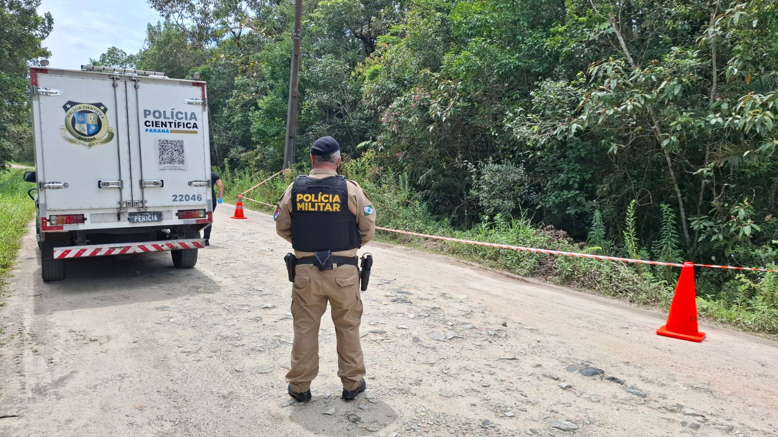 Corpo enrolado em sacos plásticos, com cobertor na cabeça e dentro de um big bag foi encontrado em Pontal do Paraná 1 foto01 3