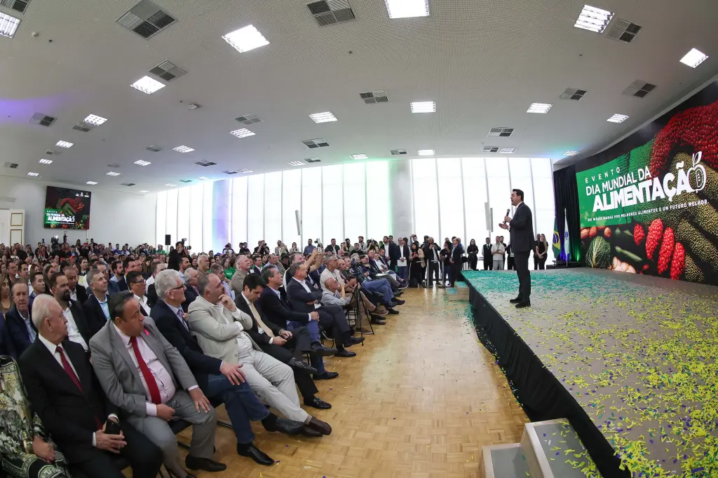 Paraná Bombando! Ratinho Junior Revela Investimentos MILIONÁRIOS em Segurança Alimentar