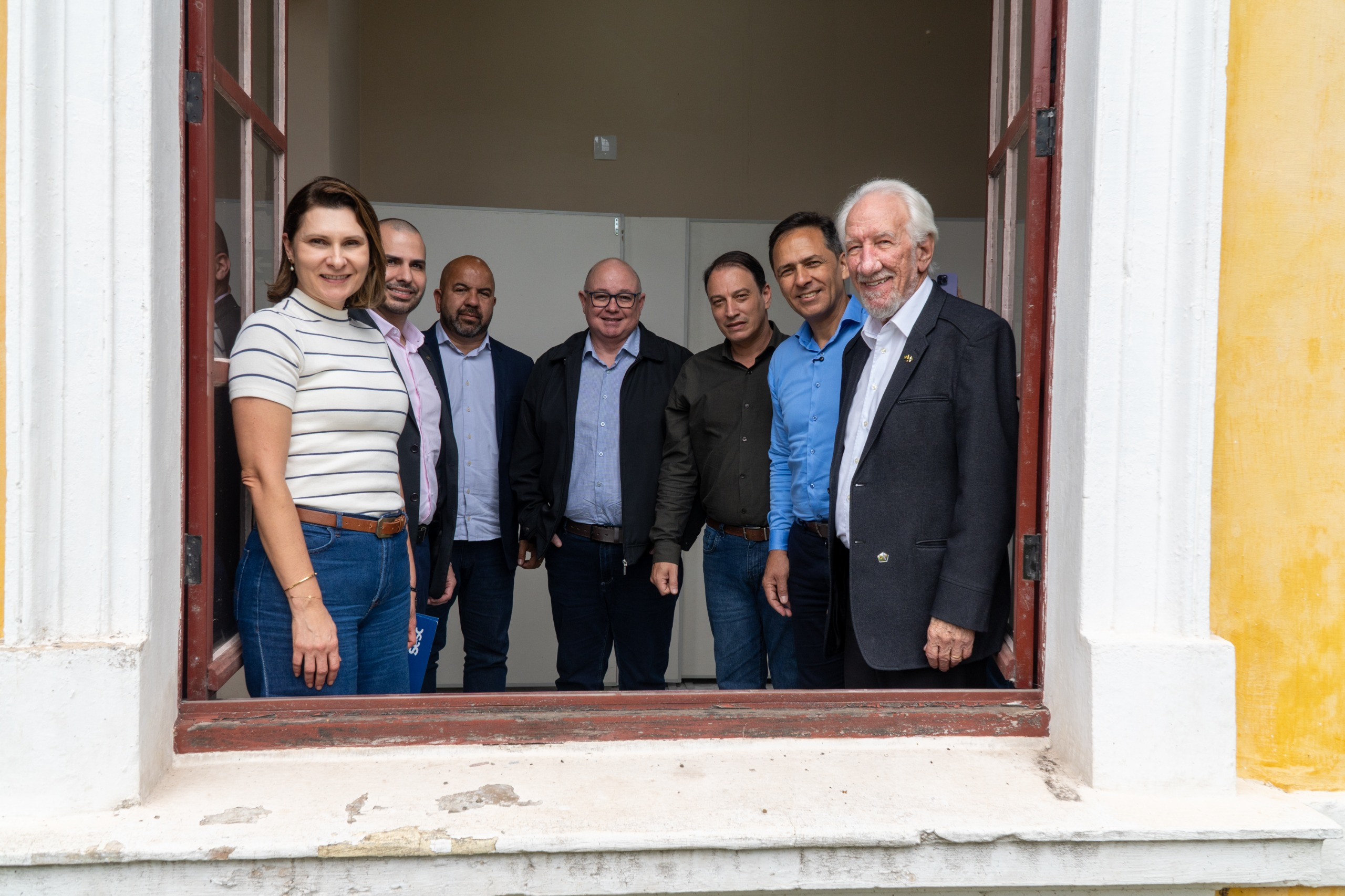 Estação Ferroviária poderá sediar futuro Café-Escola em Paranaguá 1 "O Sesc assume a estação, restaura tudo e transforma o local em um centro de cultura, mantendo a tradição e viabilizando no que for possível para atender a população", afirma o vice-governador, Darci Piana (Foto: Wilson Leandro/Prefeitura de Paranaguá)