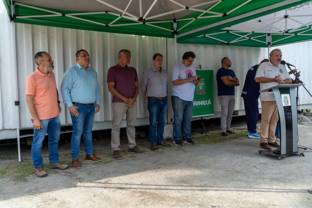 Prefeitura de Paranaguá reforça ações ambientais com novos caminhões voltados para coletiva seletiva de recicláveis 2 20583