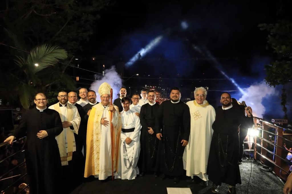 Procissões levam milhares de devotos às ruas de Paranaguá no ponto alto da 212.ª Festa do Rocio 7 581439758 18333364480233440 4305420053198080329 n