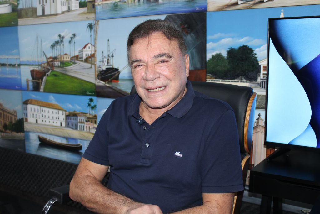 Ao falar sobre o que os paranaenses ainda podem esperar do político Álvaro Dias, ele foi direto: “Sinceridade, transparência e honestidade”