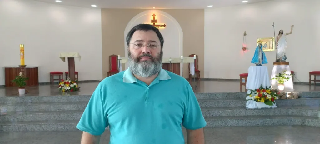 O padroeiro da paróquia é São João Batista e, segundo o pároco Osvaldo, pode-se dizer que a copadroeira é Nossa Senhora das Graças (Foto: Folha do Litoral News)