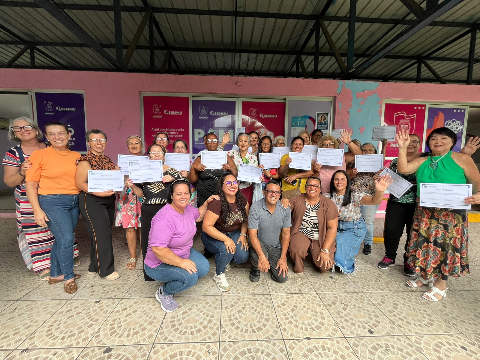 Curso de velas, sabonetes e produtos de limpeza é realizado no PAM em Paranaguá