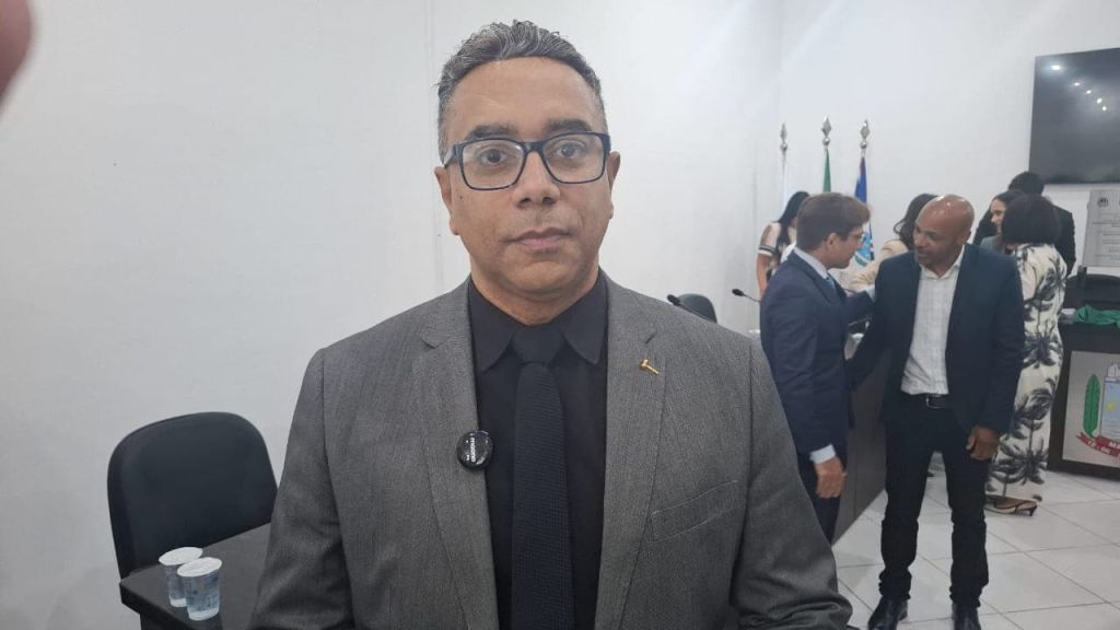  “A formação dos defensores públicos, a qualidade técnica do serviço apresentado e a habilidade dessa instituição é essencial para a garantia dos direitos das pessoas”, destacou o juiz da Comarca de Matinhos, Ricardo Lopes (Foto: Prefeitura de Matinhos)