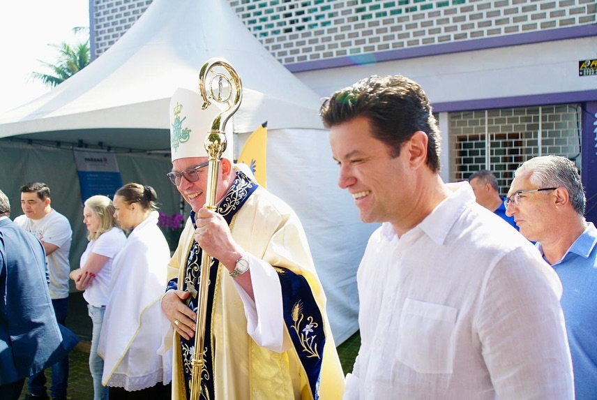 Missa Solene Campal em honra à Nossa Senhora do Rocio foi celebrada com milhares de devotos em Paranaguá 6 FOTO 6