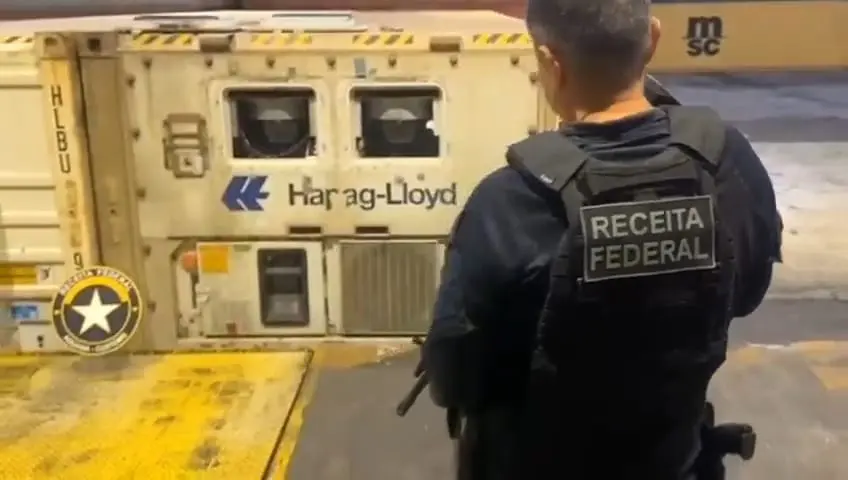 Receita Federal apreende mais 20 quilos de cocaína em terminal no Porto de Paranaguá 1 Foi a 11ª apreensão de cocaína realizada no complexo portuário paranaense