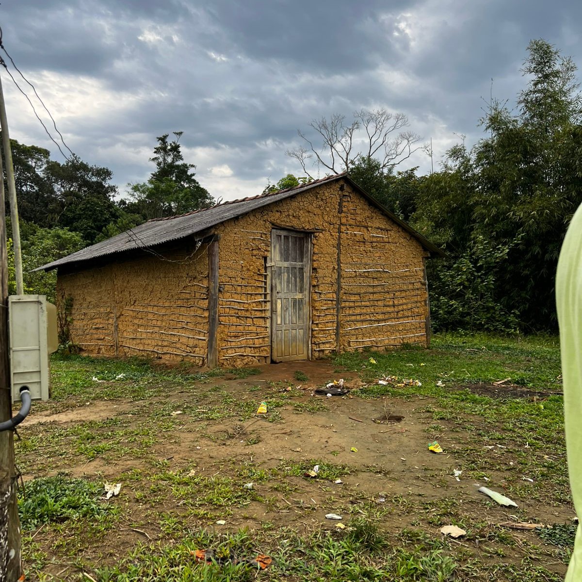 A iniciativa também pretende arrecadar recursos para custear o transporte até a ilha e adquirir itens complementares que atendam às necessidades locais (Foto: Divulgação/Projeto Tekoa Rape)