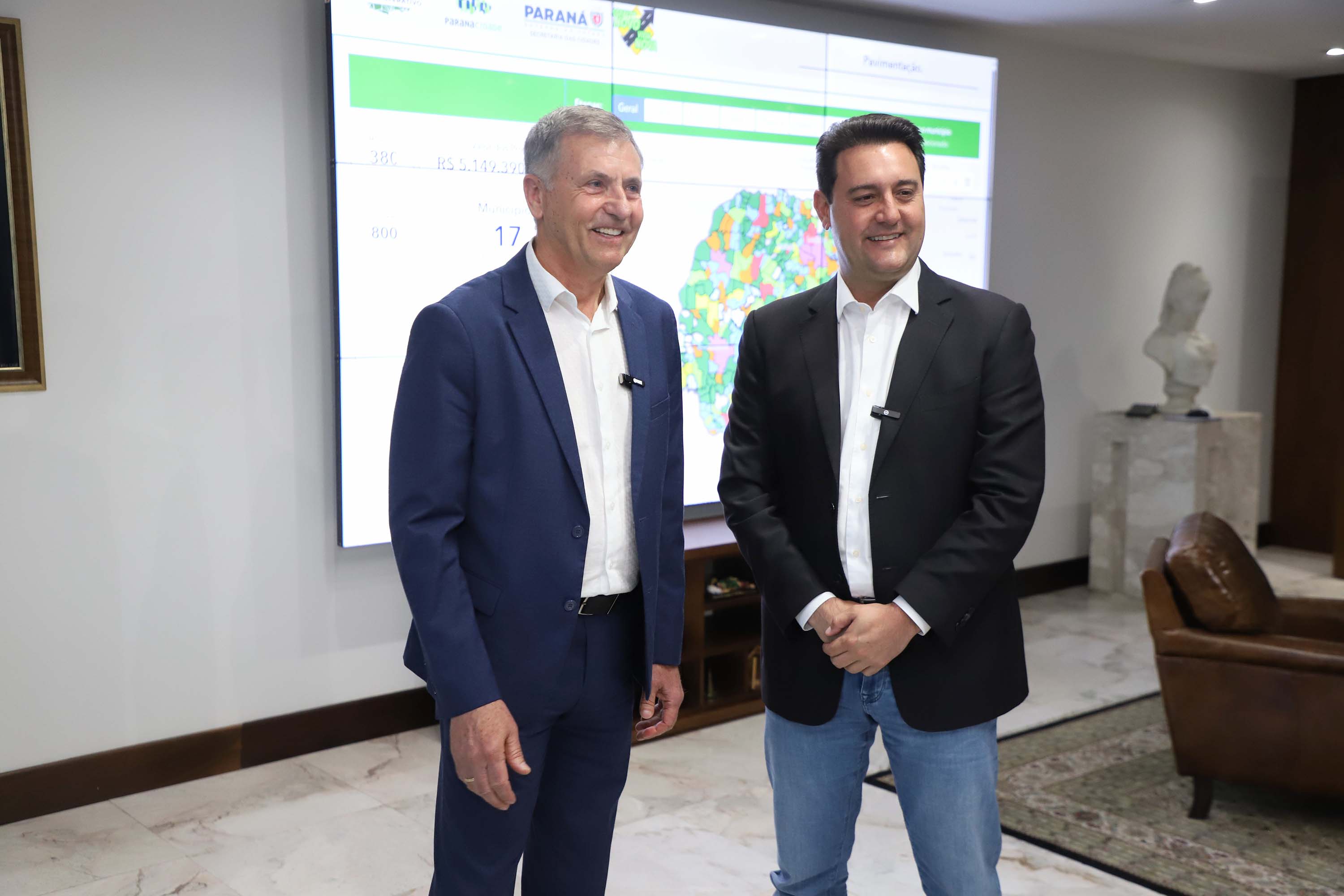 Governador Ratinho Junior também autorizou a antecipação da folha salarial do próximo mês, que será paga no dia 18 (Foto: Ari Dias/AEN)