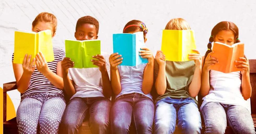 Saiba a importância de substituir a expressão "menor" por criança ou adolescente 1 1CAPA