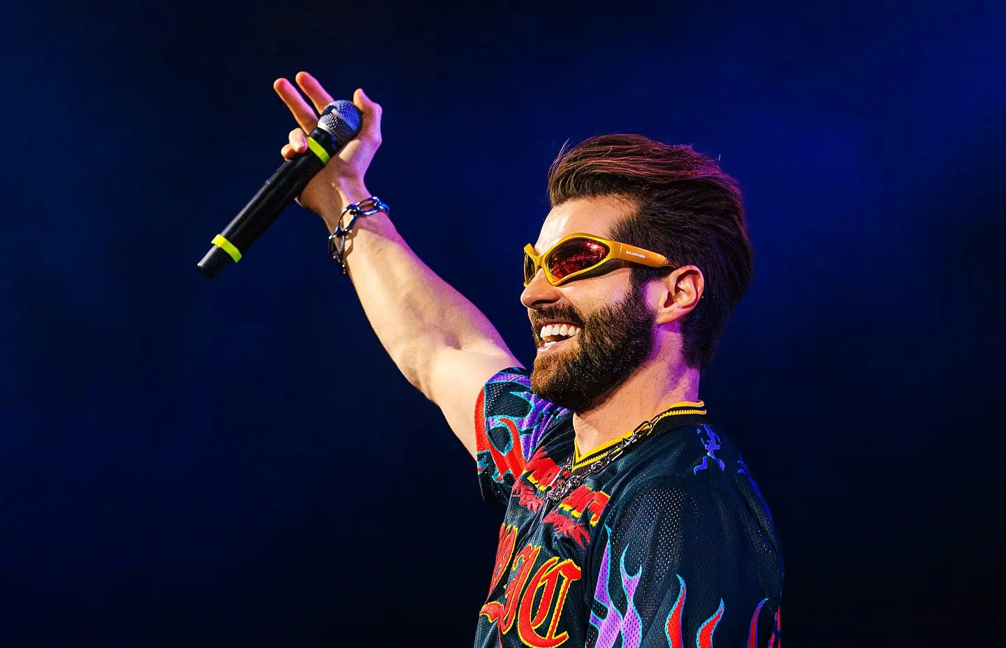 Alok soma bilhões de execuções de músicas nas plataformas digitais e promete show com drones e hits globais Foto: (Divulgação/Alok)