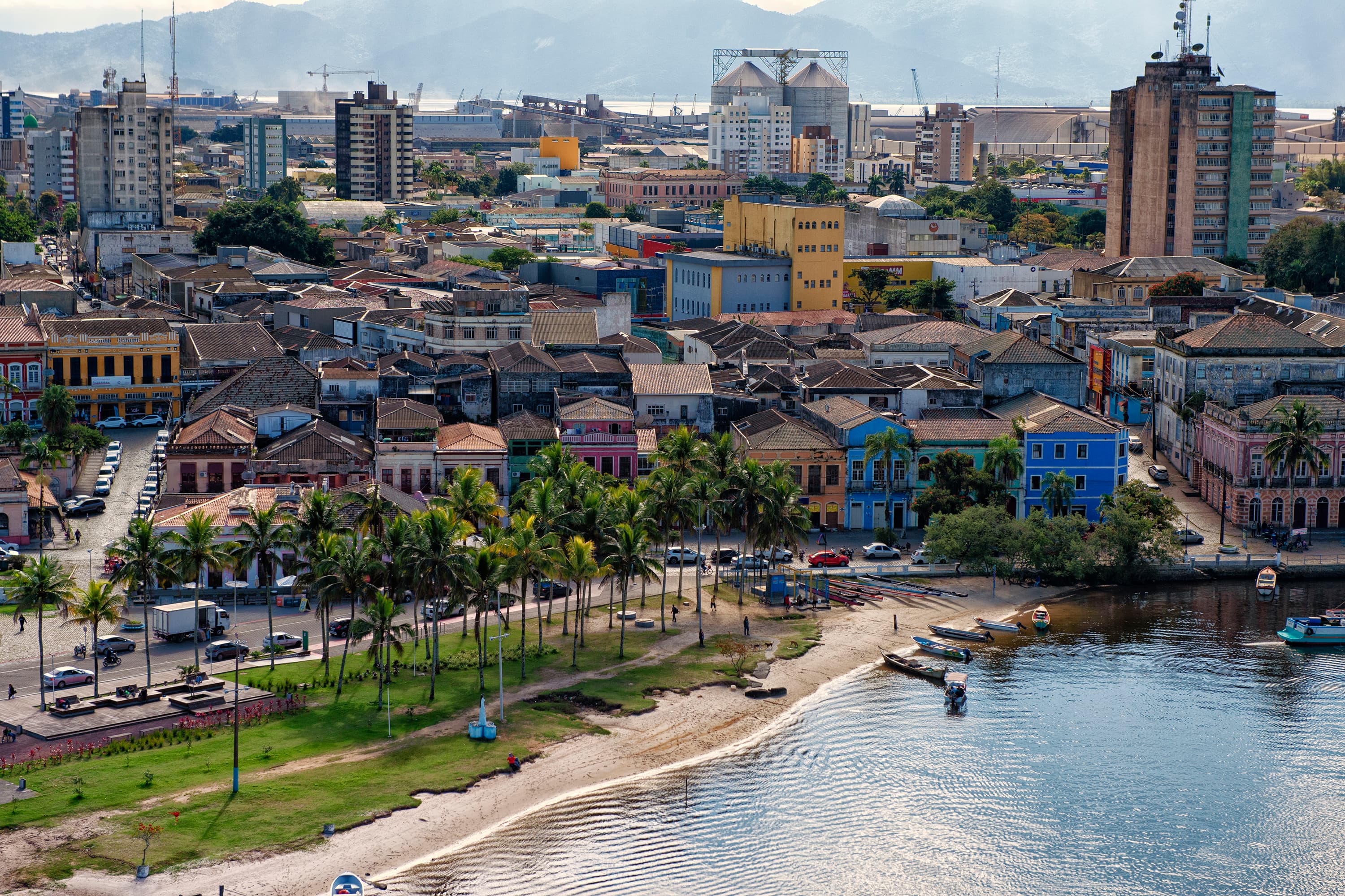 O tributo é essencial para garantir que a Prefeitura obtenha recursos e realize diversos investimentos em áreas importantes, garantindo a melhoria da qualidade de vida da população e acesso a serviços (Foto: Denis Ferreira Netto/AEN )