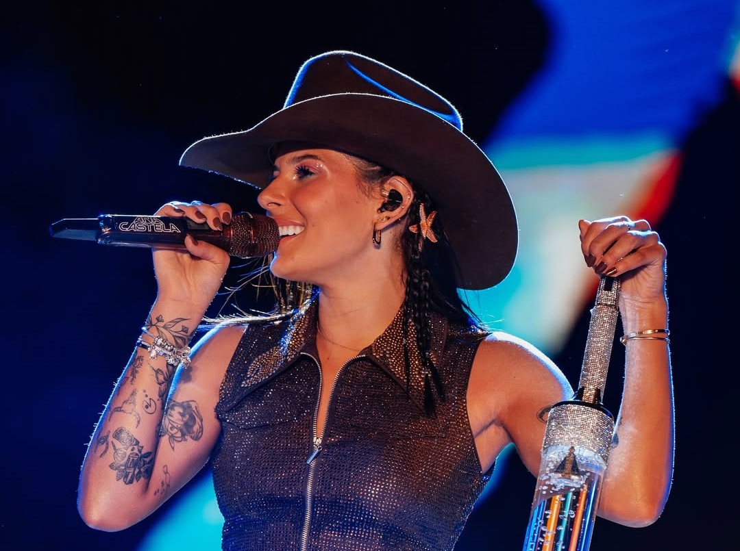 Artista é uma das mais ouvidas do Brasil na atualidade (Foto: Divulgação/Ana Castela - @felipefrancoftg @cauegarcia)