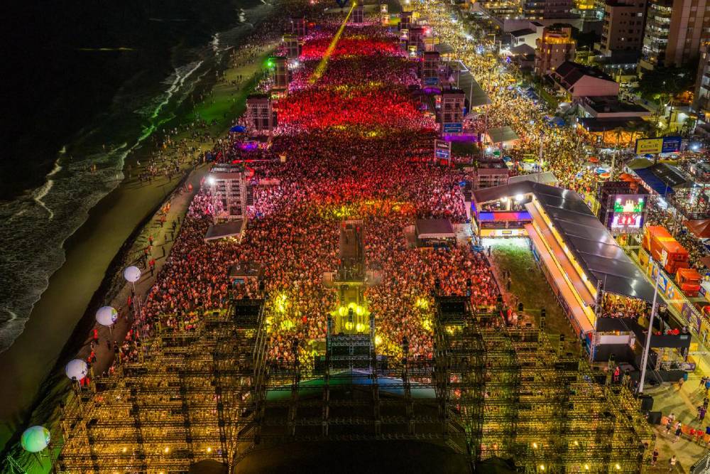 722 MIL PESSOAS: Shows nacionais do Verão Maior Paraná batem recordes de público no primeiro fim de semana no litoral 1 FOTO 01 2026 01 12T162424.124 1