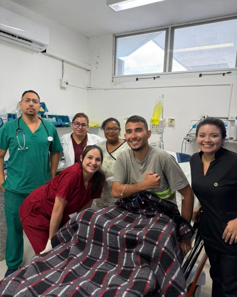 Após cinco dias de buscas, jovem desaparecido no Pico Paraná é encontrado com vida em Antonina 2 FOTO 02 2026 01 05T160528.676