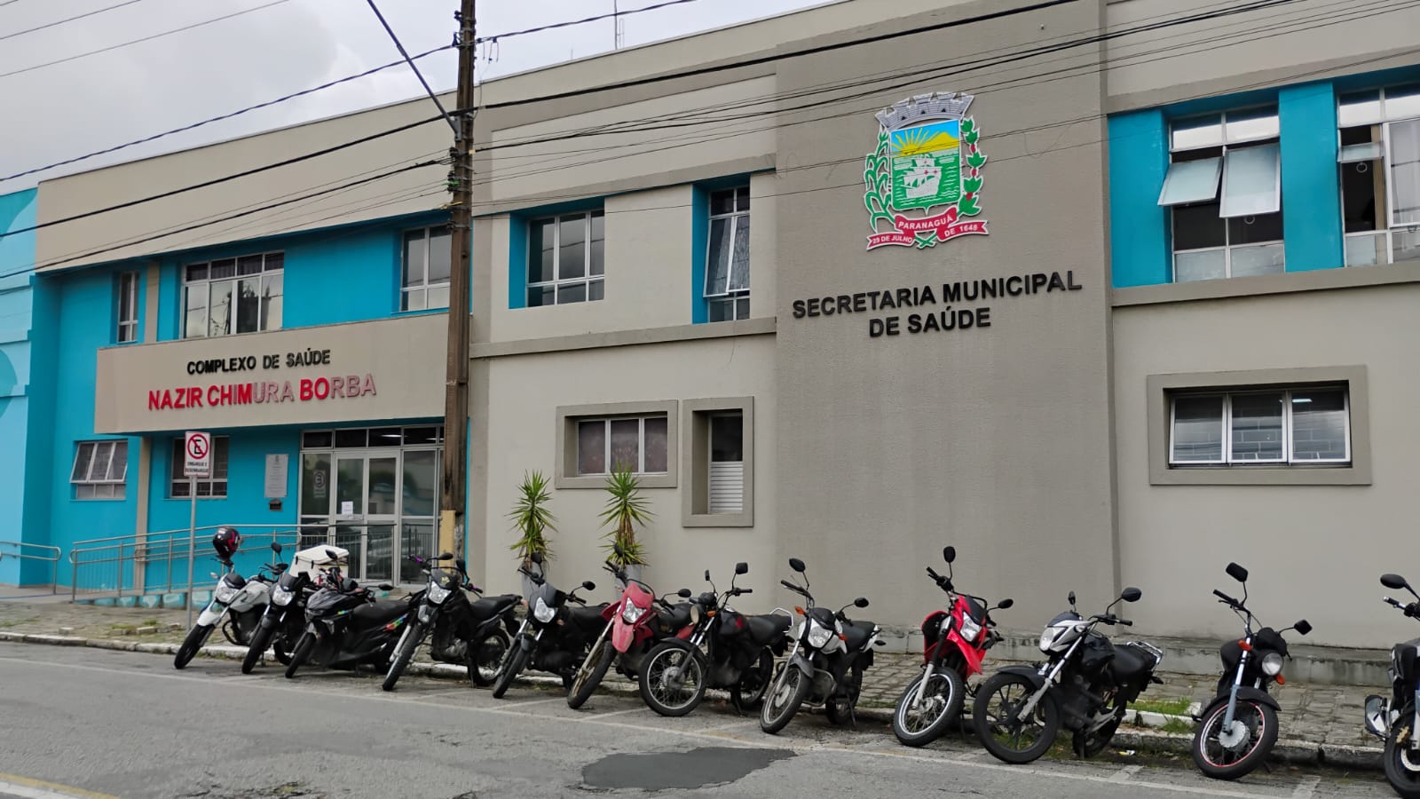 Entre os serviços disponíveis no complexo está a sala de vacinação, que atende todas as faixas etárias desde crianças e adolescentes até adultos e idosos