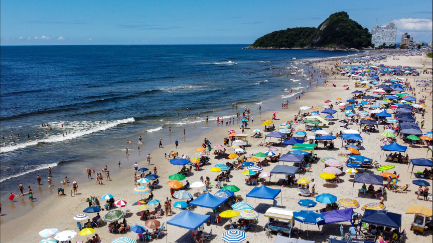 Leis aprovadas na Assembleia garantem proteção e segurança aos veranistas no Paraná 1 Legislação moderna assegura verão mais seguro em todo o Paraná (Créditos: AEN)