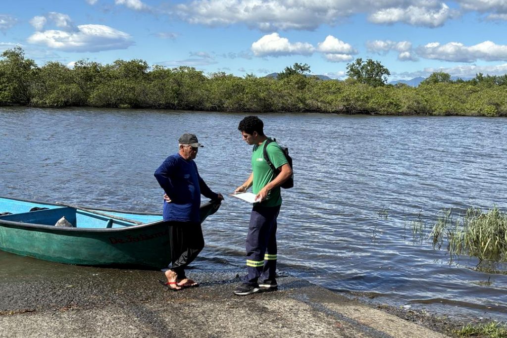 Ponte de Guaratuba: atividade dos pescadores artesanais ocorre de forma contínua durante a construção 2 2der