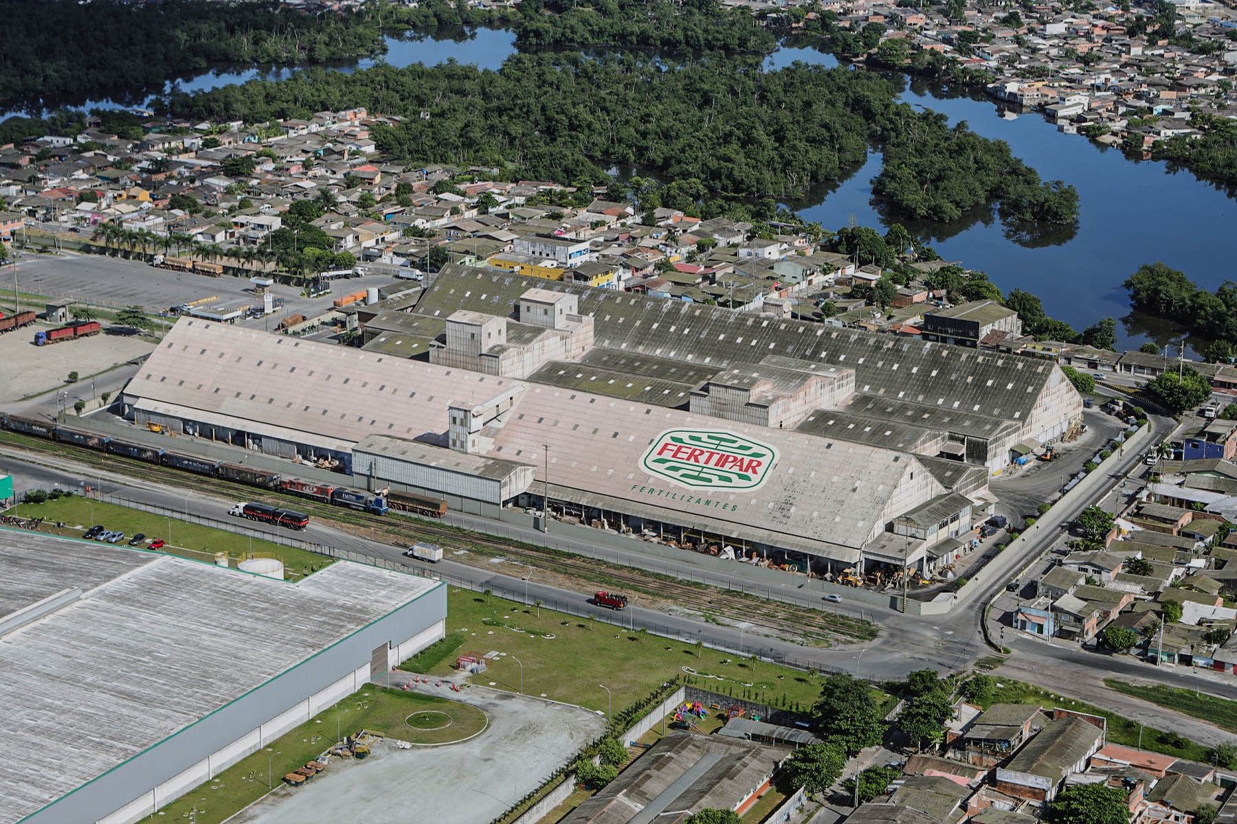 Laerte Feldmann destaca conexão histórica e consolidada do Grupo Fertipar com o Porto de Paranaguá