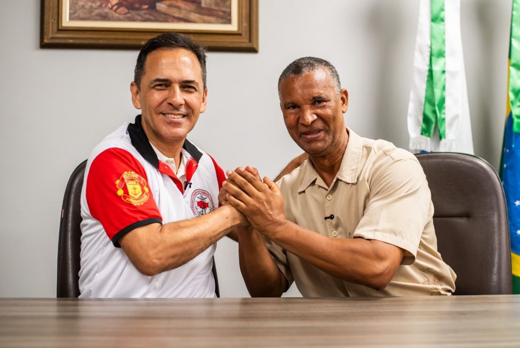Prefeito Adriano Ramos recebe presidente do Sindicato dos Estivadores e debate impactos do PL 733 3 655419518 1253387490304364 478001660557041623 n