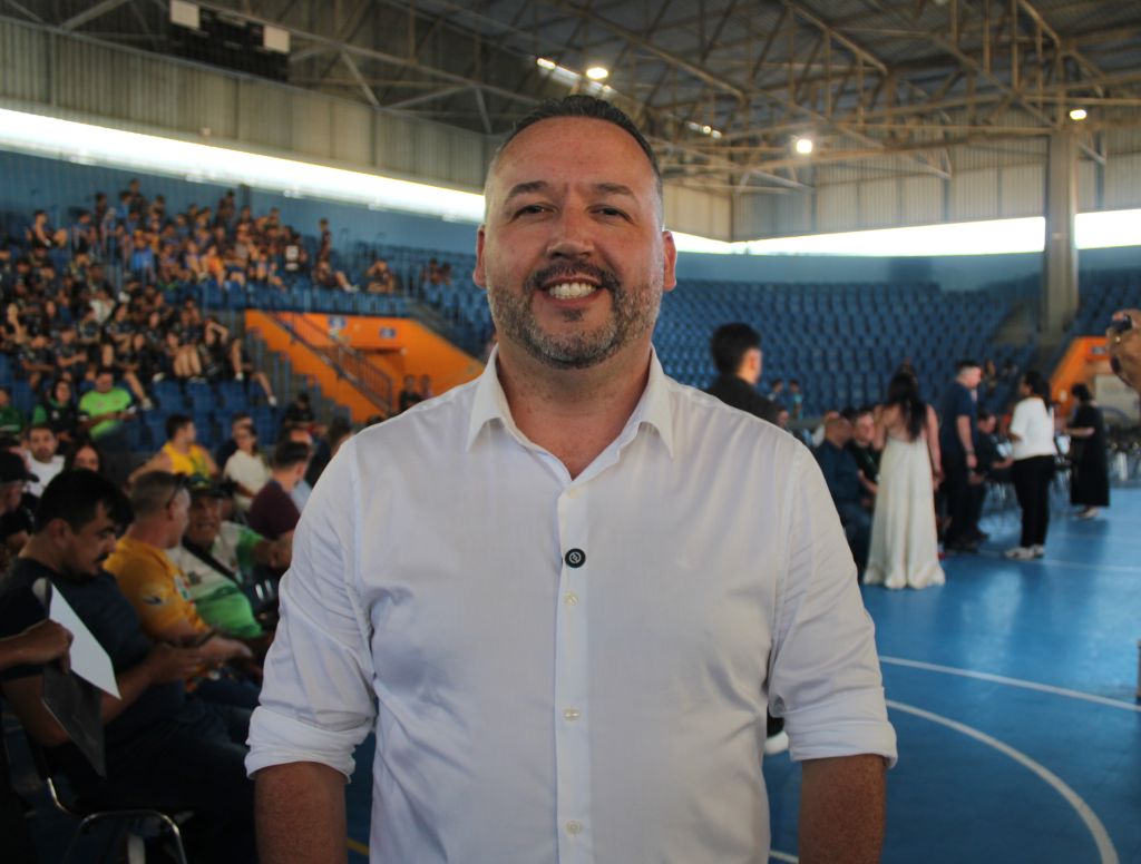  “É uma reestruturação completa da lei do Bolsa Atleta, contemplando inclusive o paradesporto”, disse o secretário municipal de Esportes e Juventude, José Miguel Pereira

