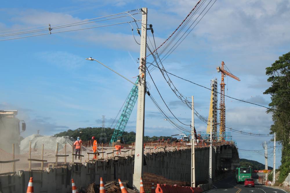Governador concretiza o “beijo” da Ponte de Guaratuba e marca avanço decisivo da obra 5 IMG 4361 2