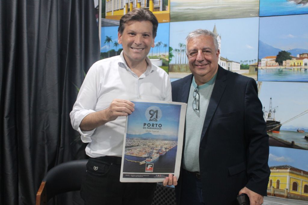 Na foto, o deputado estadual Paulo Gomes e o diretor empresarial da Folha do Litoral News, Antonio Saad Gebran Sobrinho (Foto: Folha do Litoral News)