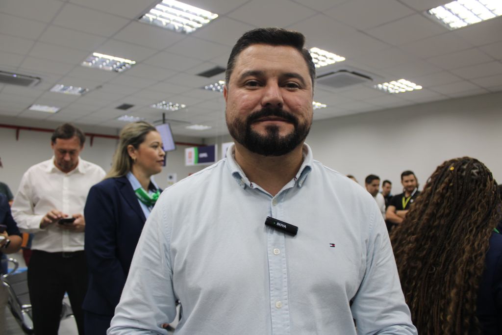 De acordo com o Superintendente Geral de Governança de Serviços e Dados (SGSD) do Paraná, Leandro Victorino de Moura, estão previstos mais de mil atendimentos apenas nesta pré-operação (Foto: Folha do Litoral News)