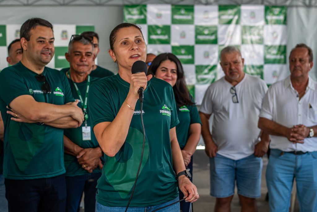  “Estamos trabalhando juntos por uma Paranaguá realmente para todos. E quando você pensa numa cidade para todos, você tem que ouvir”, frisou a vice-prefeita Fabiana Parro (Foto: Moyses Zanardo/Prefeitura de Paranaguá)