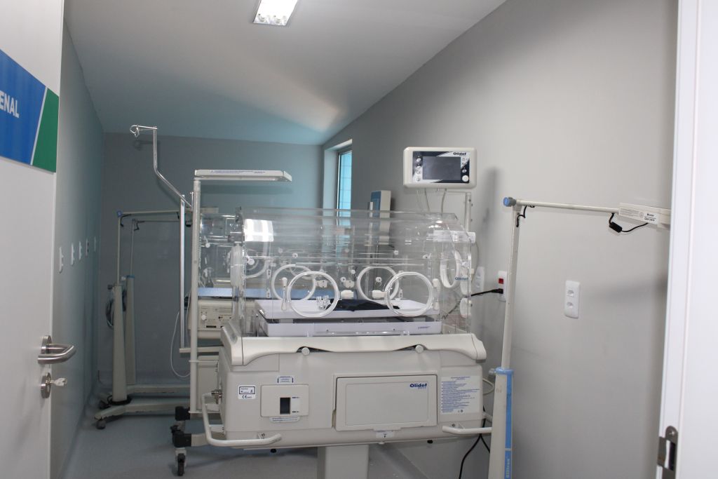 Com investimento de R$ 11,2 milhões, Governo do Paraná inaugura nova maternidade em Paranaguá 15 Foto 2.2