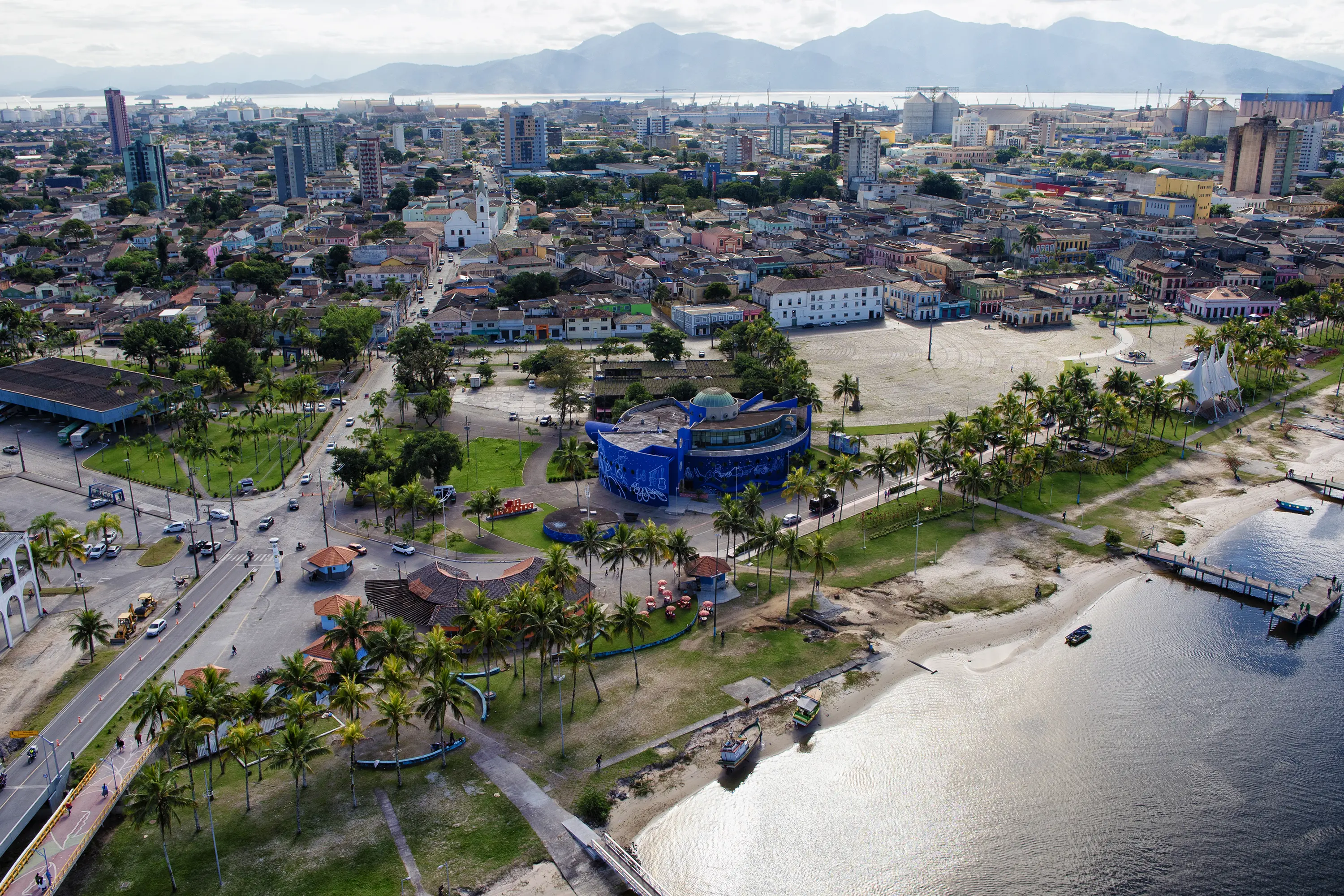 Serviços essenciais funcionarão normalmente durante o feriado (Foto: Denis Ferreira Netto/AEN)