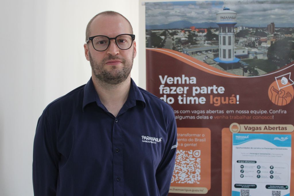 Paranaguá Saneamento promove mutirão de vagas no Sine Paranaguá até quarta-feira 2 “Se você tem vontade, responsabilidade e quer contribuir com a sua comunidade, trazendo saúde para as pessoas, venha trabalhar conosco”, disse o gerente operacional da Paranaguá Saneamento, Carlos Miguel Veríssimo Santana (Foto: Folha do Litoral News)