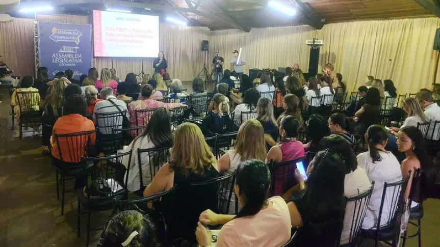 Palestra fez parte da programação da Assembleia Itinerante na ExpoLondrina (Créditos: Eduardo Santana/Alep)