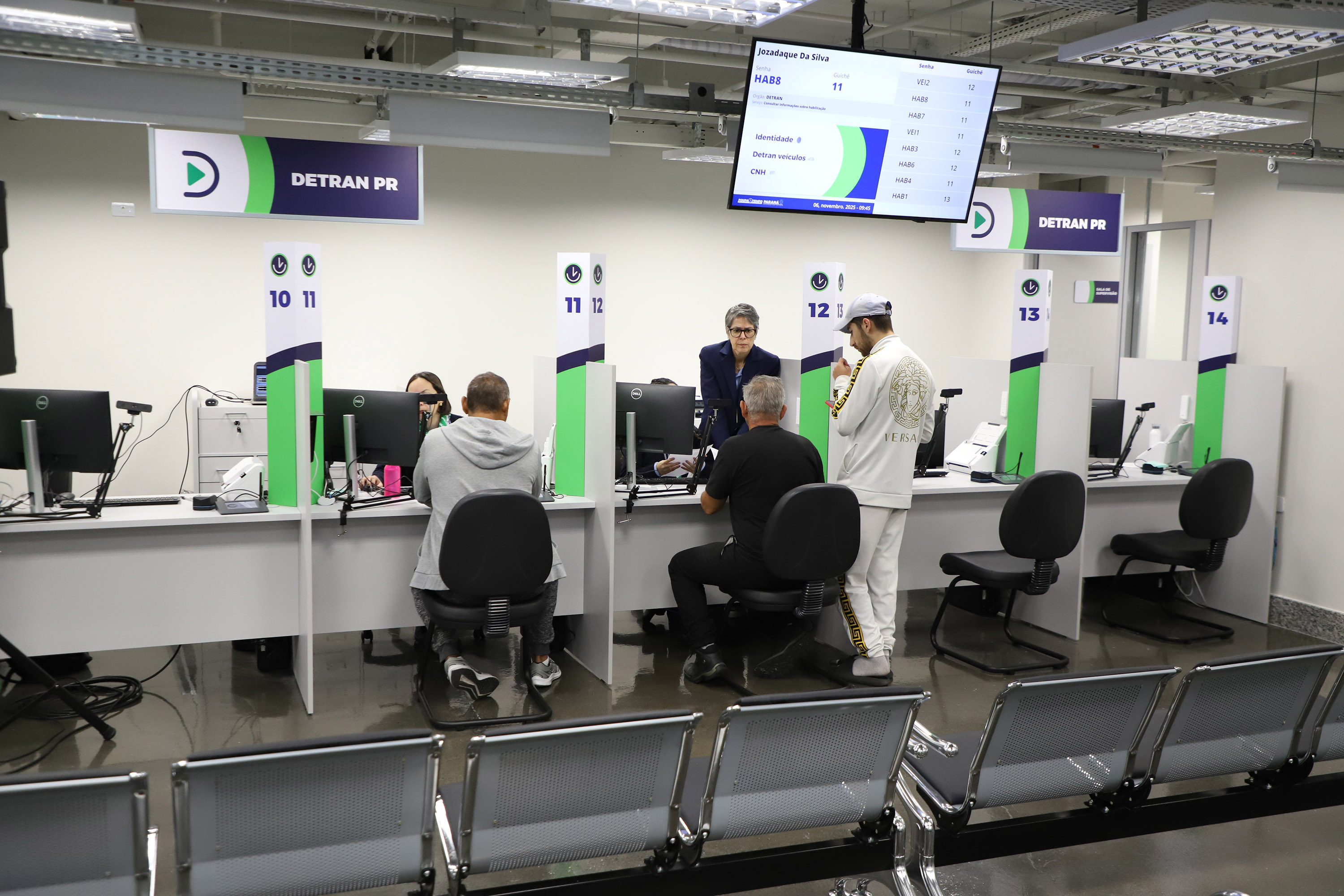 Facilidade: Poupatempo Paraná ultrapassa 1,6 milhão de atendimentos