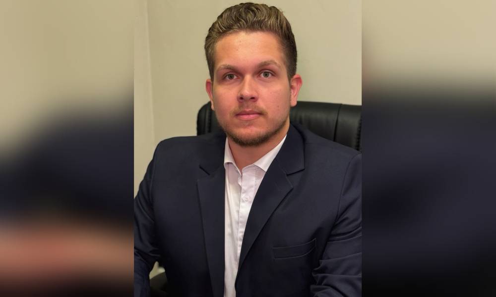 Segundo o advogado criminalista, Gebran Saad Gebran Neto, o chamado “tribunal da internet” é um fenômeno social em que pessoas passam a julgar, condenar e até “sentenciar” alguém nas redes sociais antes mesmo da conclusão de uma investigação ou de um processo judicial (Foto: Arquivo Pessoal)