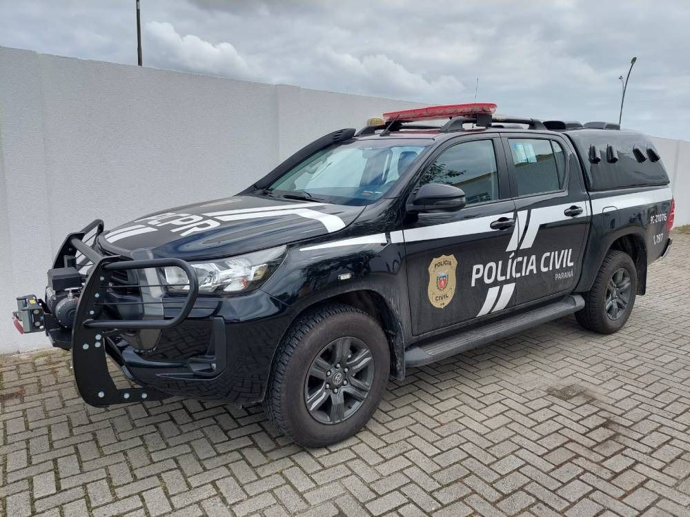 Casal suspeito de extorquir idoso com golpe amoroso é preso pela Polícia Civil em Paranaguá 1 foto01 14