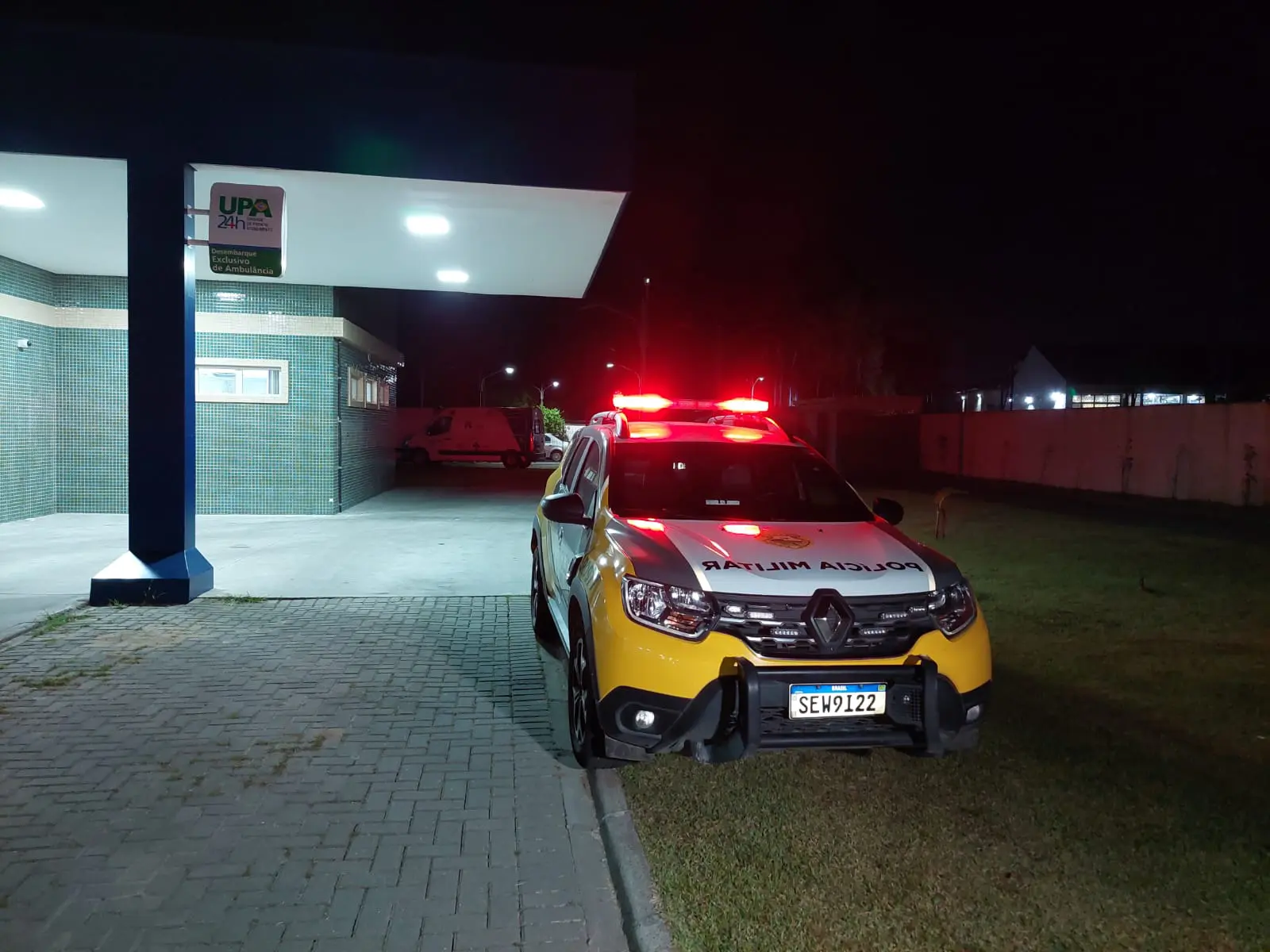 Homem que agrediu a esposa com socos e com uma faca é preso pela PM em Paranaguá 1 Com ferimentos no rosto e na cabeça, a vítima foi encaminhada para a emergência da UPA da Praça Portugal (Foto: Arquivo)