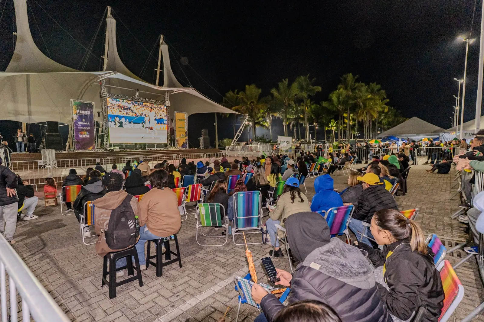O evento contará com transmissão ao vivo da partida em telão, que deverá reunir torcedores e toda a família, com entrada gratuita (Foto: Silvia Costa/Prefeitura de Paranaguá)