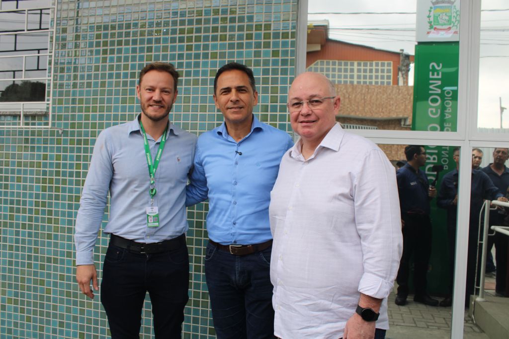 Prefeito Adriano Ramos anuncia farmácia 24 horas e amplia horário de atendimento em unidades de saúde em Paranaguá 3 3 3