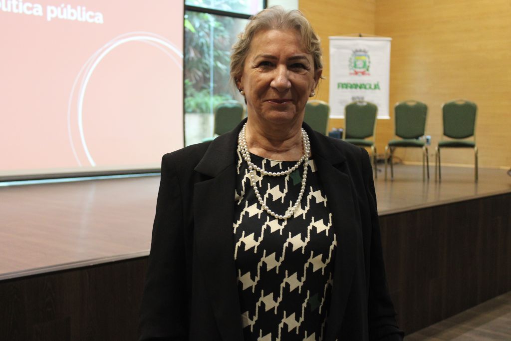 "Make no mistake, this is the first major project developed in this area that is being carried out here in Paranaguá," emphasized the event's speaker, Ermelinda Maria Uber Januário (Photo: Folha do Litoral News).