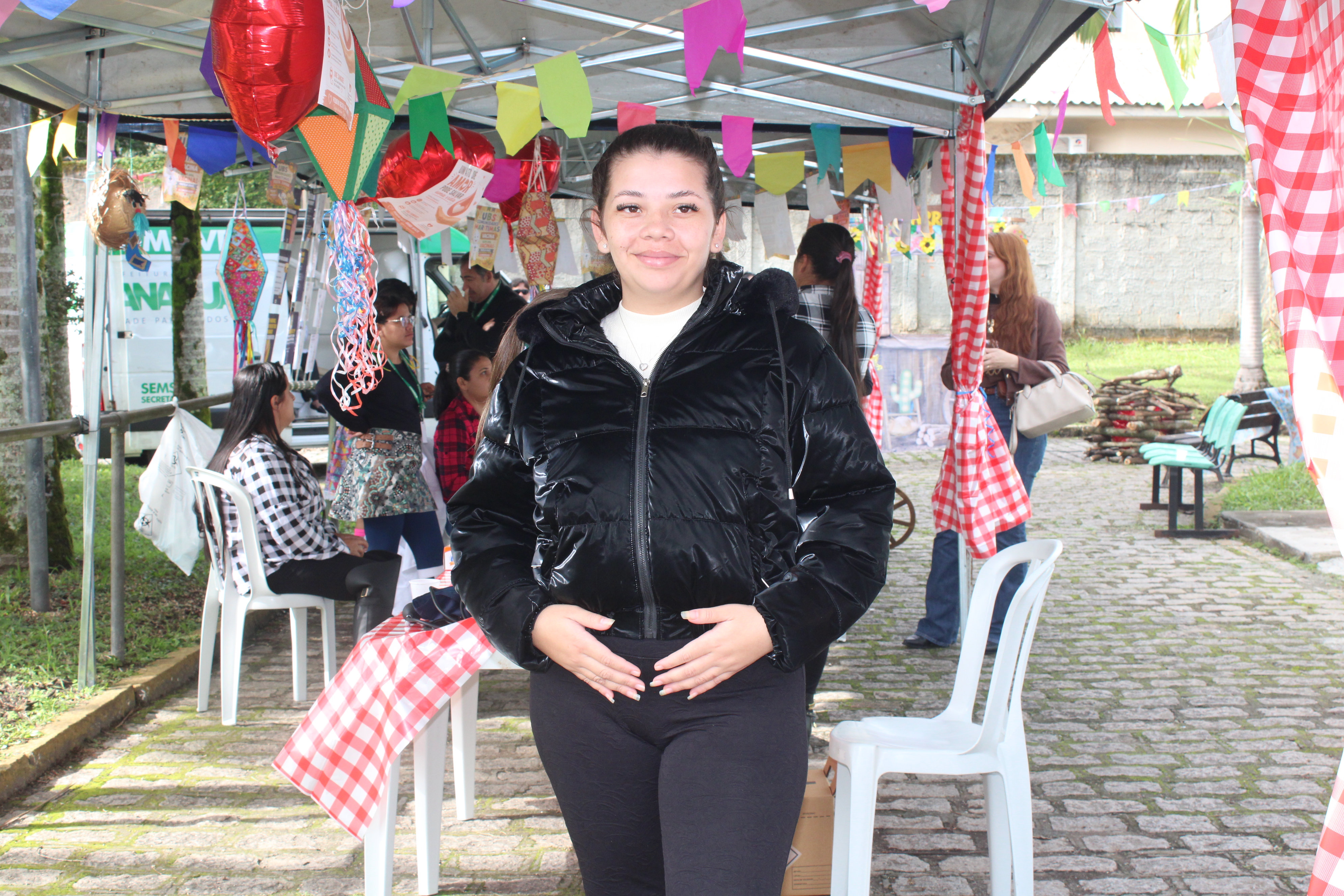 A gestante Lavinya Rodrigues Lacerda, moradora na Comunidade de São Miguel espera seu primeiro filho. Ela diz se sentir acolhida durante o acompanhamento realizado pelas equipes das comunidades marítimas