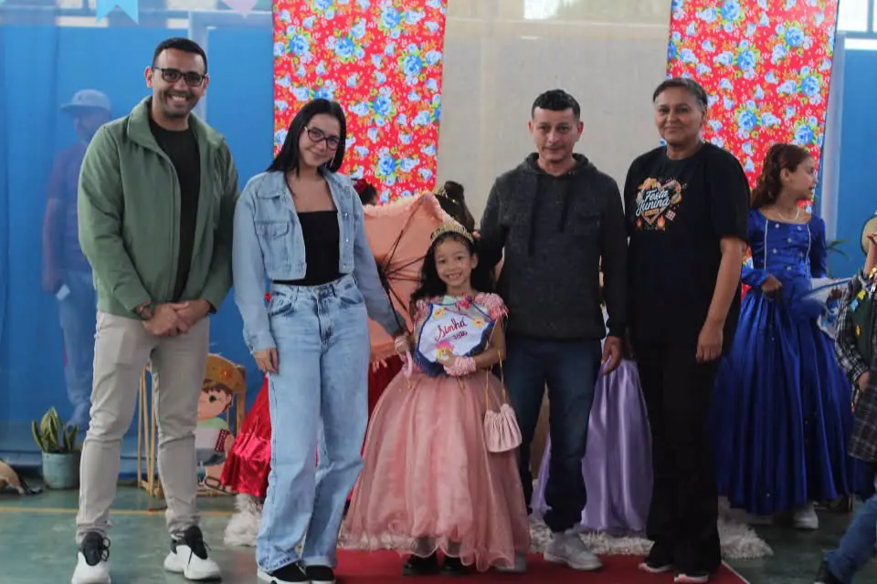 “Arraiás” da Educação Municipal movimentam escolas e CMEIs de Paranaguá 2 Foto 2 3