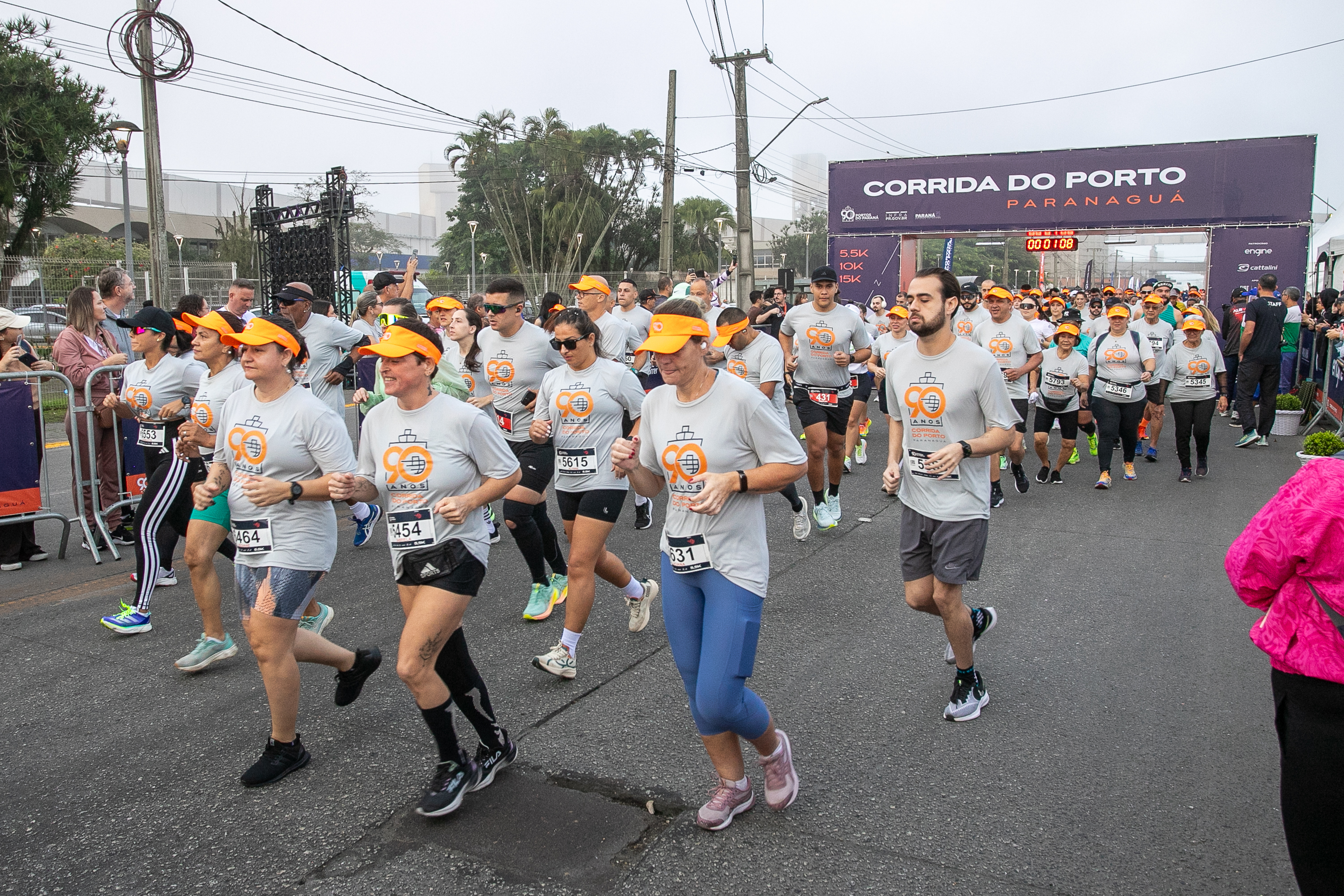 Em Paranaguá, a retirada dos kits ocorre na sexta-feira, 19, e no sábado, 20, no Palácio Taguaré, sede administrativa da Portos do Paraná (Foto: Claudio Neves / GCOM Portos do Paraná)