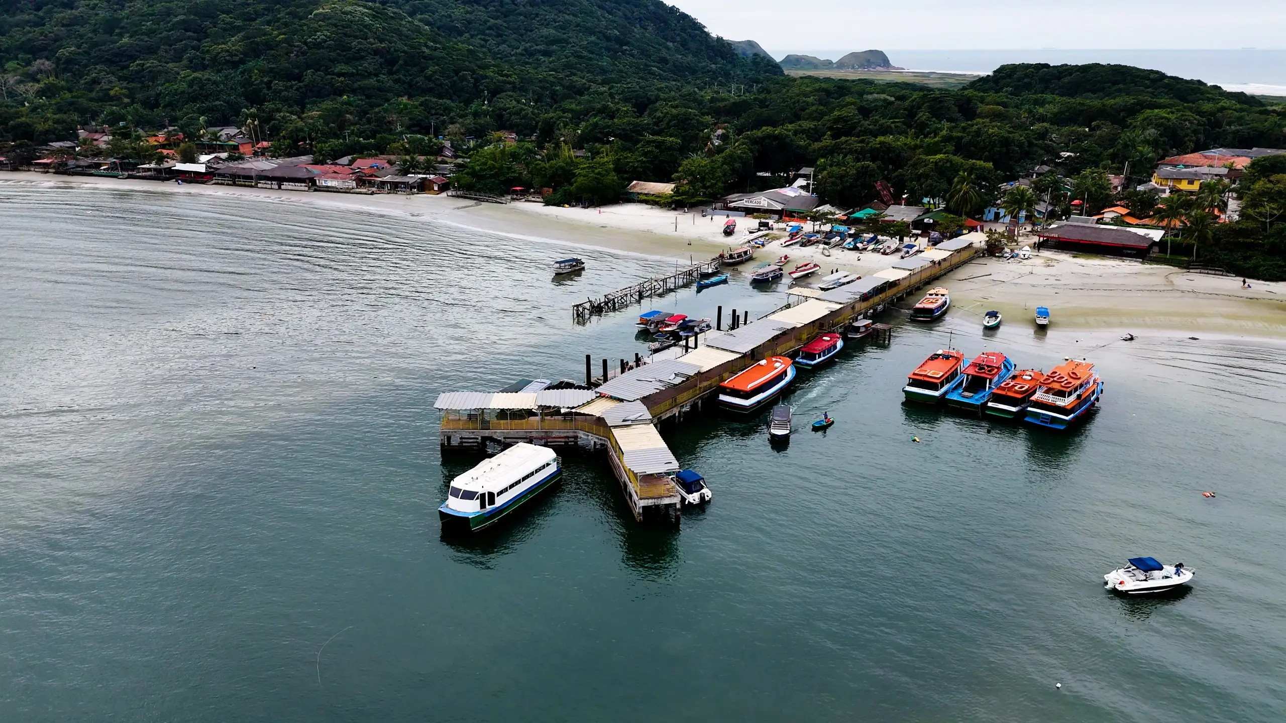 Evento será na Praia de Encantadas, reunindo mais de 80 apresentações ao longo do mês de agosto (Foto: Wilson Leandro/Prefeitura de Paranaguá)