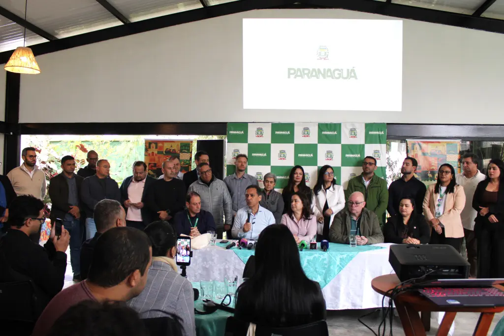 PARANAGUÁ 378 ANOS: Prefeito Adriano Ramos divulga programação oficial com shows nacionais e inaugurações 5 FOTO 04 ESTA