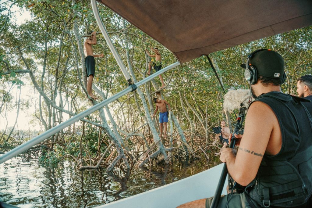 Filme em homenagem ao Mestre “Zeca da Rabeca” será lançado neste domingo em Paranaguá 2 Gravações começaram em abril deste ano na Ilha dos Valadares e na Ilha da Cotinga, em Paranaguá (Foto: Guile Prebianca)