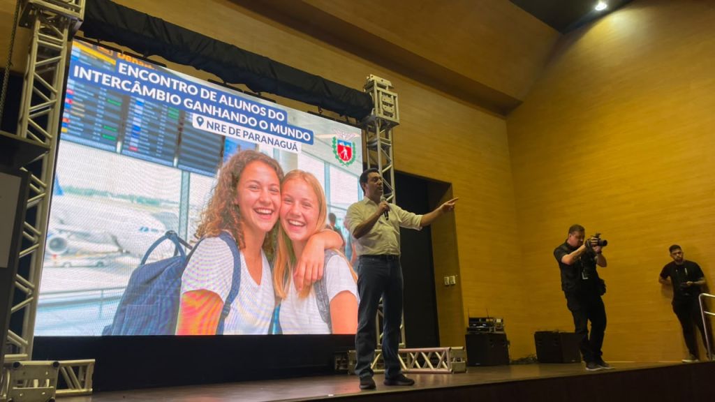 Em Paranaguá, Ratinho Junior anuncia curso de Enfermagem da Unespar, investimentos em obras e destaca avanço do litoral 15 WhatsApp Image 2026 07 16 at 17.23.38 2