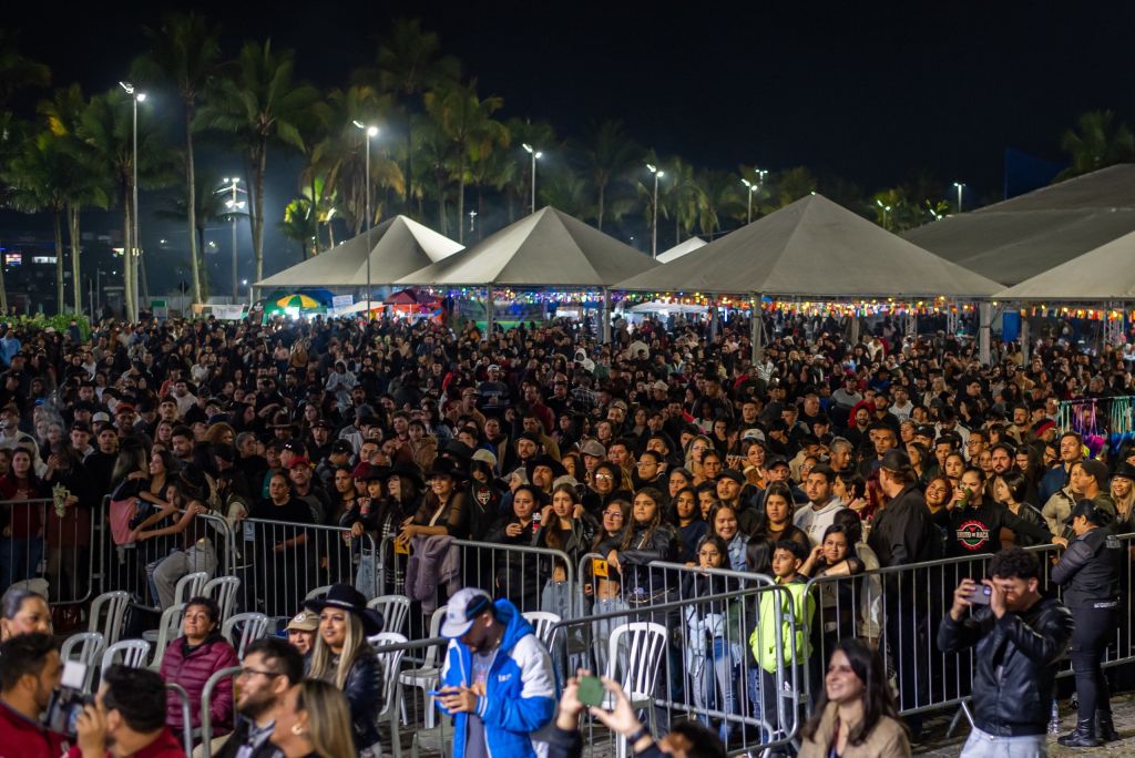 Com show nacional de Inimigos da HP, Festa da Tainha encerra neste fim de semana em Paranaguá 2 A Festa Nacional da Tainha integra o Ciclo Festivo 2026 de Paranaguá (Foto: Moyses Zanardo/Prefeitura de Paranaguá)