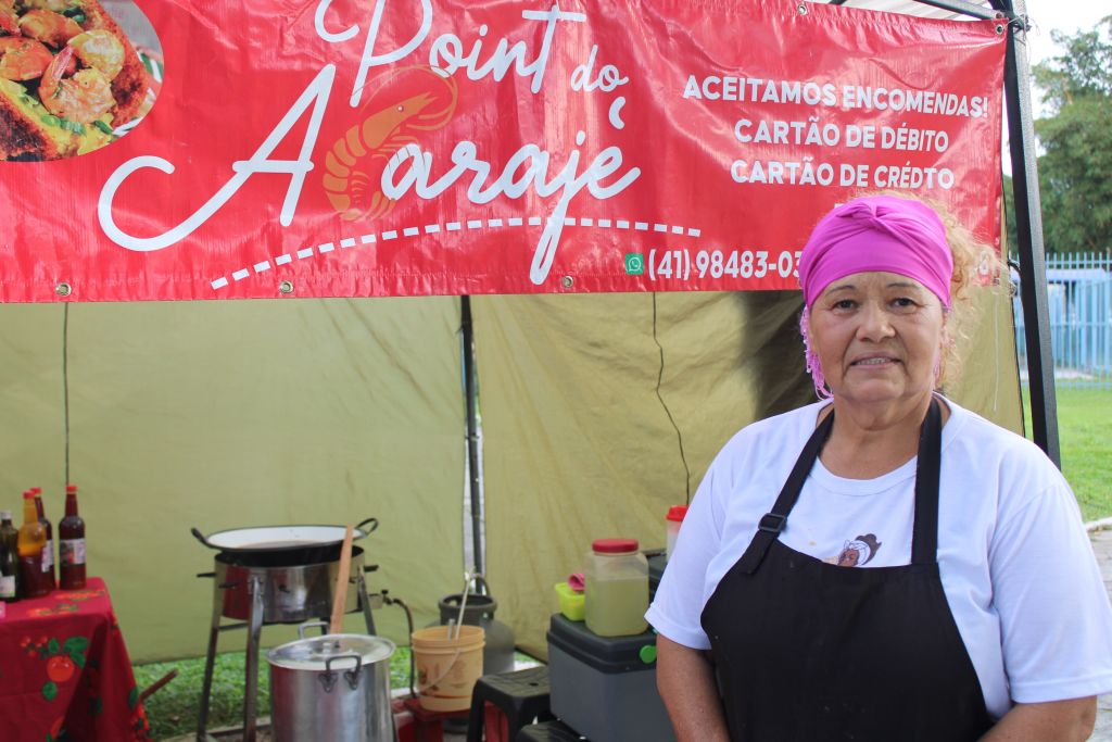 Feirantes destacam importância das tradicionais feiras para a cultura e identidade parnanguara 3 “As feiras representam um momento de sabor, alegria e amizade”, frisou a feirante Maria Aparecida de Souza (Foto: Folha do Litoral News)